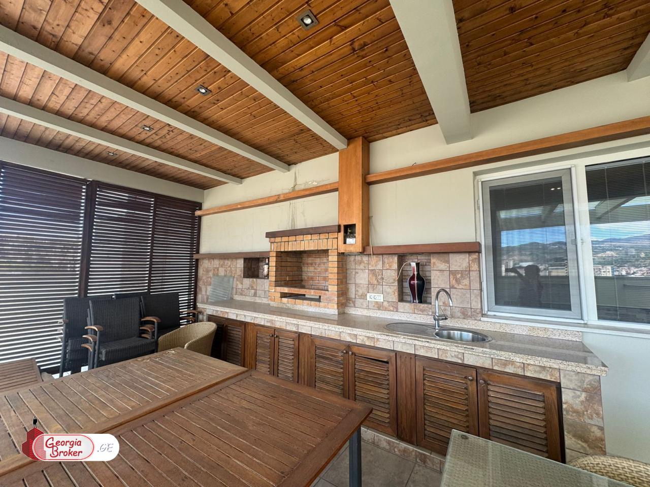 ქირავდება ახალი გარემონტებული 6 ოთახიანი  დუპლექსი  ავლაბარში